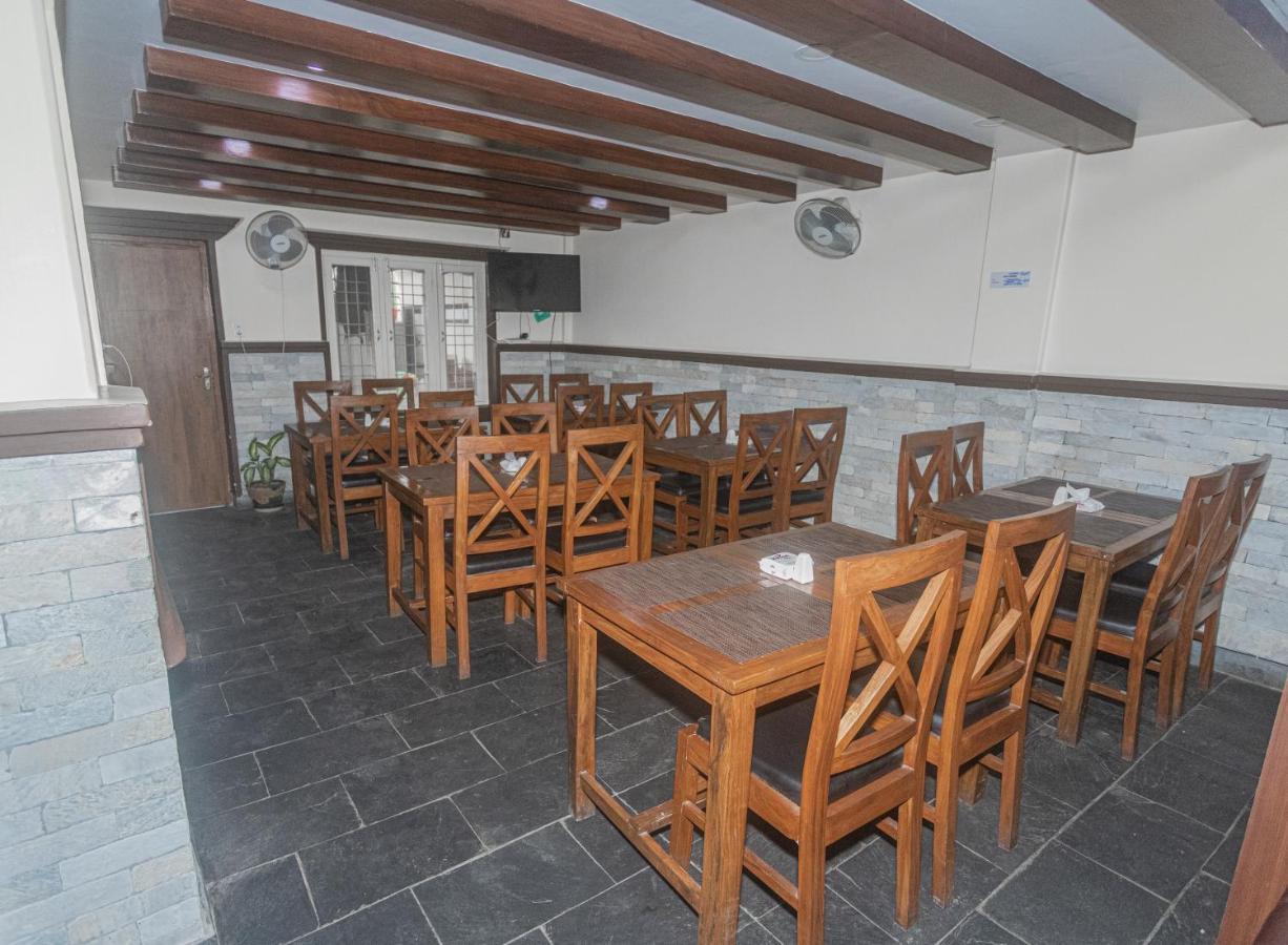 Hotel Dream Light Pokhara Buitenkant foto