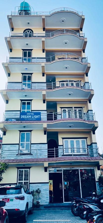 Hotel Dream Light Pokhara Buitenkant foto