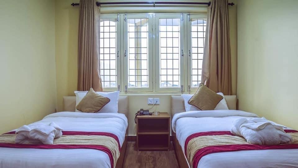 Hotel Dream Light Pokhara Buitenkant foto